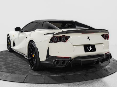 Used 2023 Ferrari 812 GTS RWD image 20