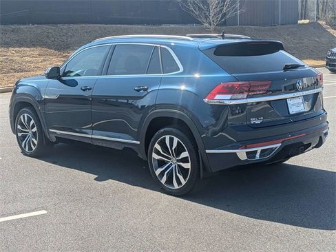 Used 2023 Volkswagen Atlas Cross Sport SEL Premium R-Line image 6