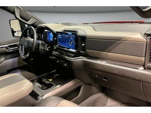 Used 2024 Chevrolet Silverado 2500 ZR2 w/ Technology Package AWD/4WD image 46