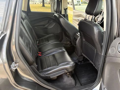 Used 2018 Ford Escape Titanium w/ Ford Safe & Smart Package image 27