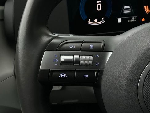 Used 2025 Hyundai Kona SEL image 35