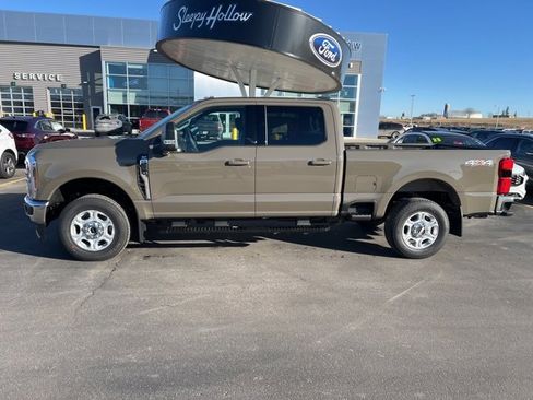 New 2026 Ford F250 XLT w/ XLT Premium Package image 8