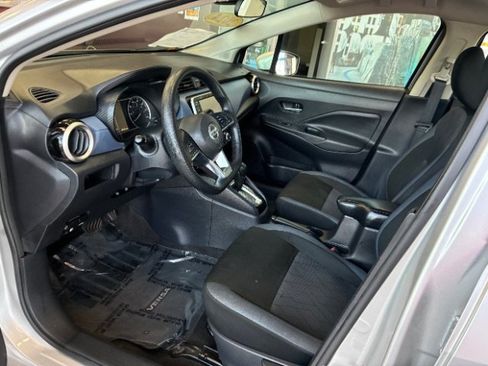 Used 2024 Nissan Versa SV FWD image 16
