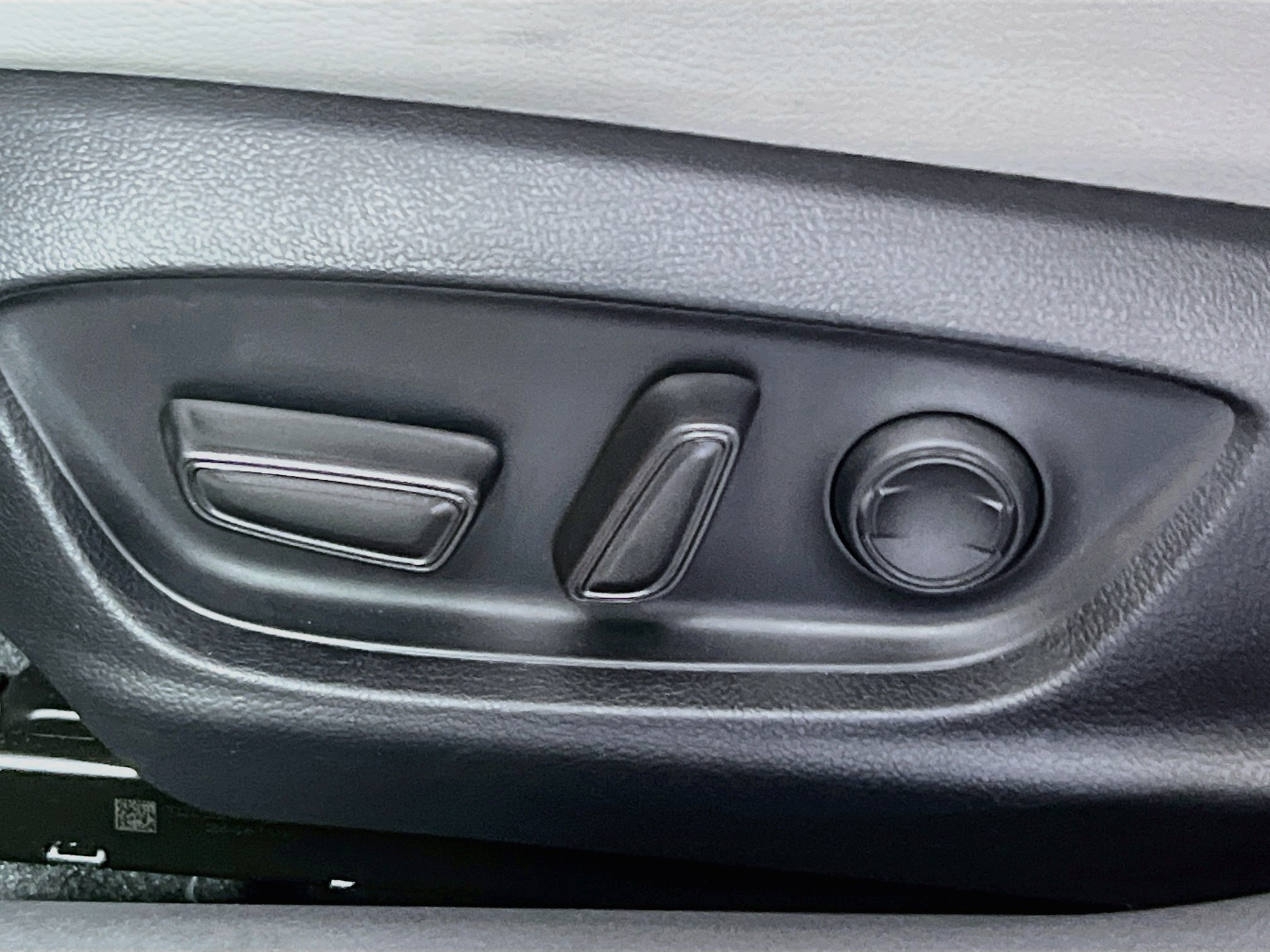 Used 2023 Toyota Camry SE FWD image 15