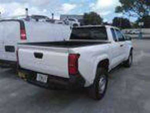Used 2024 Toyota Tacoma SR RWD image 8