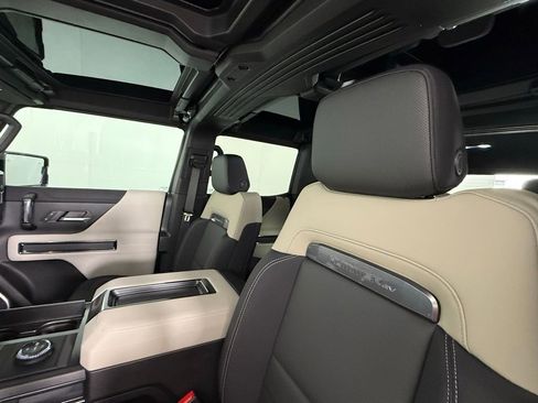 New 2026 GMC Hummer EV SUV image 19
