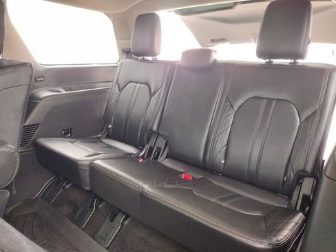 Used 2018 Ford Expedition Platinum image 43