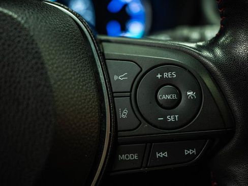 Used 2022 Toyota RAV4 SE w/ Weather & Moonroof Package AWD/4WD image 20