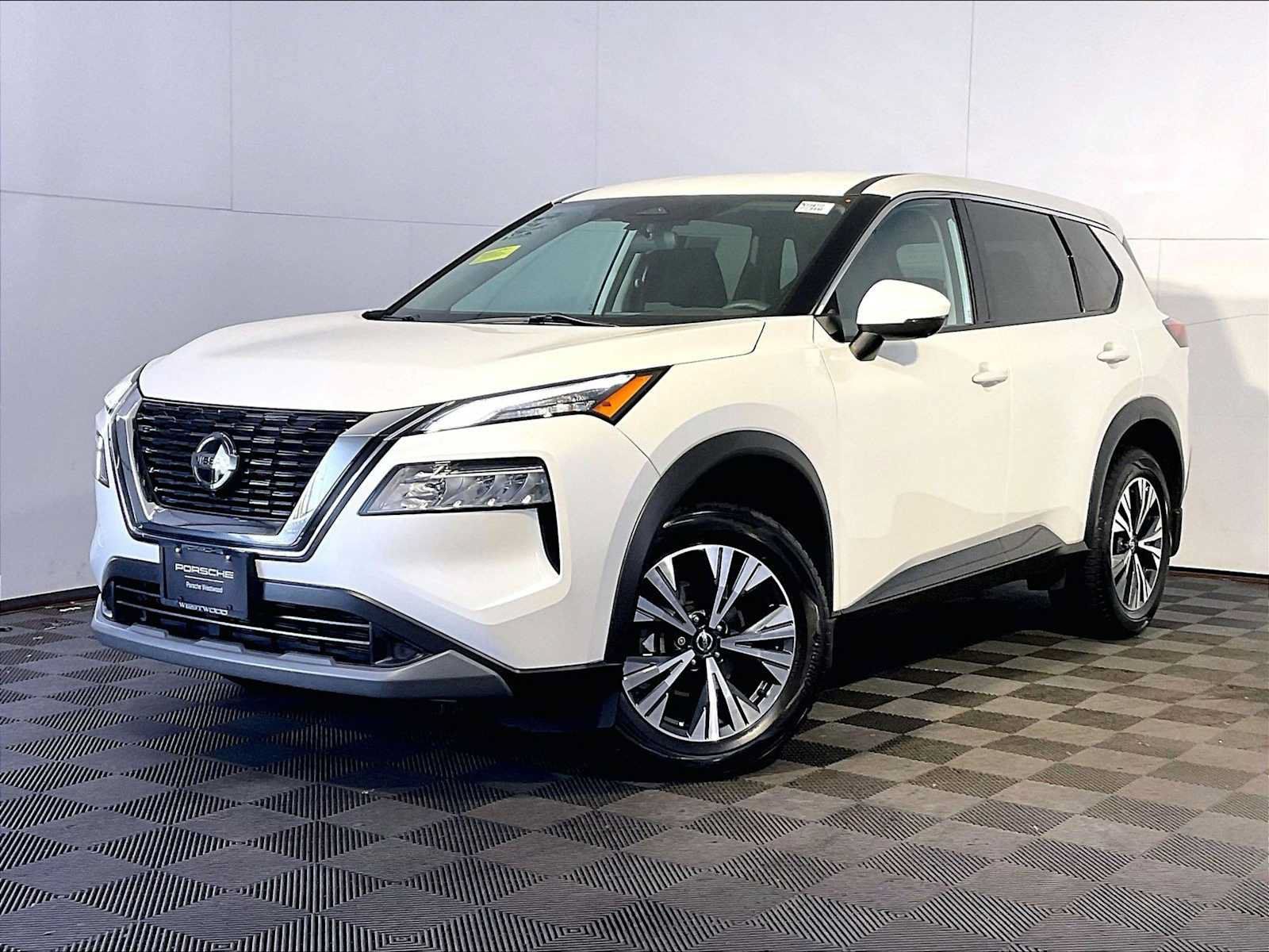 Used 2021 Nissan Rogue SV AWD/4WD image 1