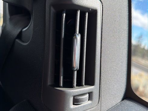 Used 2024 Volvo XC90 B5 Core w/ Protection Package Premier image 93