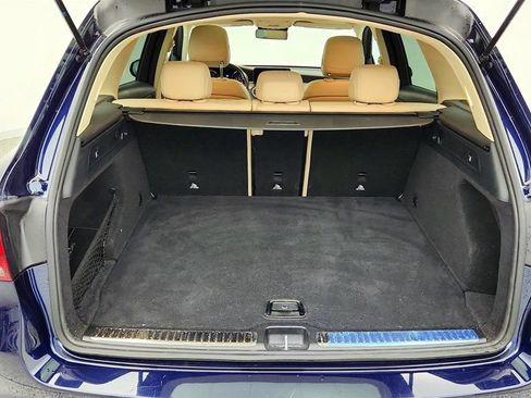 Used 2022 Mercedes-Benz GLC 300 4MATIC image 22