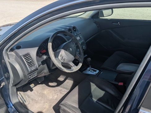 Used 2011 Nissan Altima 2.5 S w/ Special Edition Pkg image 11