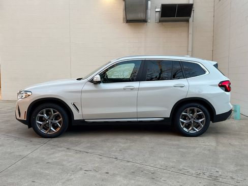 Certified 2023 BMW X3 xDrive30i w/ Premium Package image 5