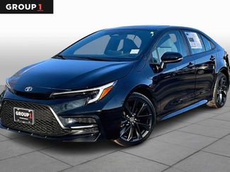 Used 2023 Toyota Corolla SE w/ SE Premium Package video 1