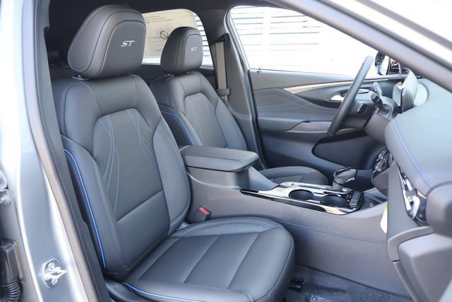 New 2026 Buick Envista Sport Touring w/ Convenience I Package FWD image 19