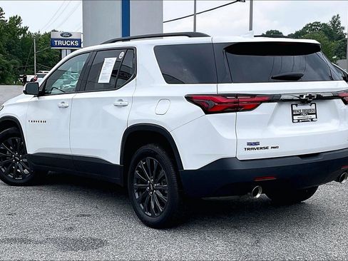 Used 2023 Chevrolet Traverse RS AWD/4WD image 10