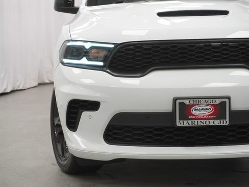 Certified 2023 Dodge Durango R/T w/ Blacktop Package AWD/4WD image 7