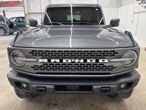 Certified 2023 Ford Bronco Badlands w/ Sasquatch Package AWD/4WD image 3