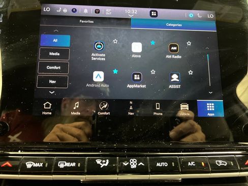 Used 2024 Jeep Wagoneer Series II w/ Flexible Seating Group AWD/4WD image 71