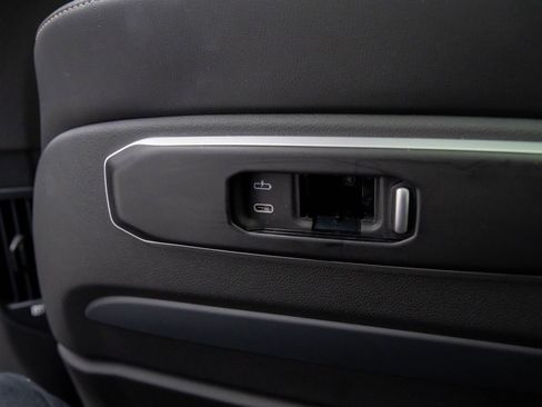 Certified 2025 BMW X5 M60i image 21