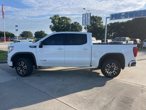 Used 2020 GMC Sierra 1500 AT4 w/ AT4 Premium Package AWD/4WD image 4