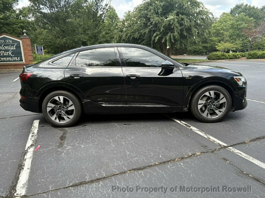 Used 2022 Audi e-tron Premium w/ Convenience Plus Package AWD/4WD image 5