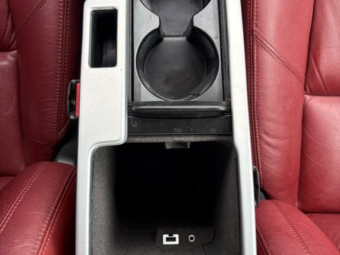 Used 2012 Volvo C70 T5 w/ Climate Pkg image 16