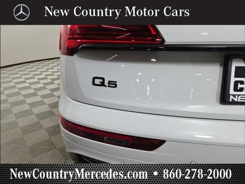 Used 2025 Audi Q5 2.0T Premium image 9
