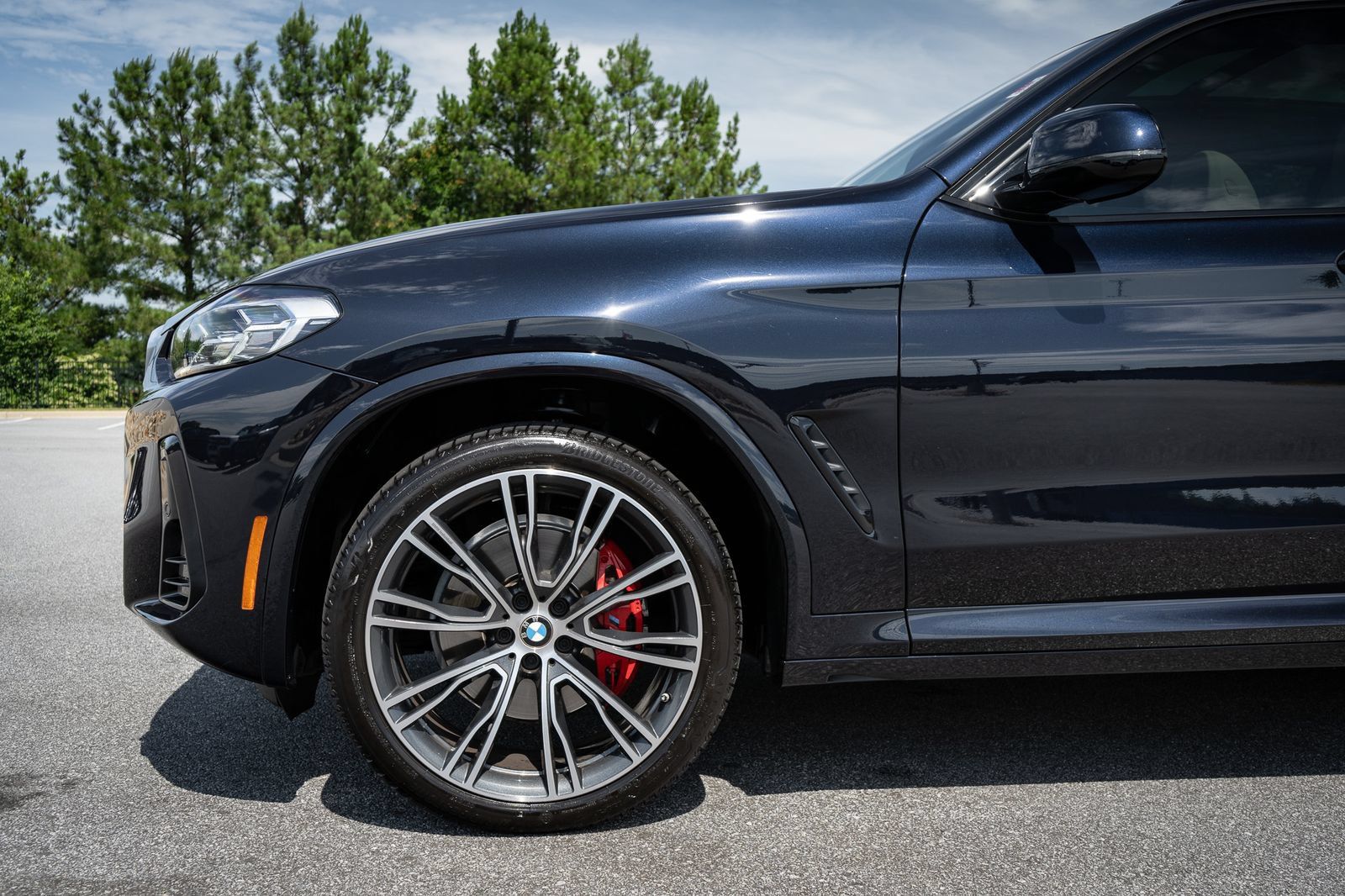 Used 2022 BMW X3 xDrive30i w/ M Sport Package 2 AWD/4WD image 4