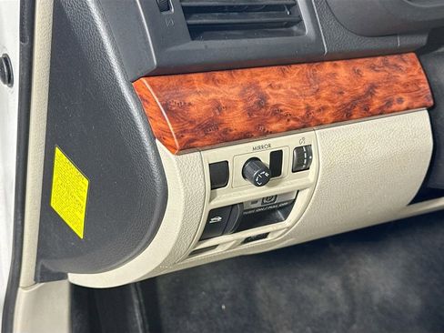 Used 2012 Subaru Outback 2.5i Limited image 10