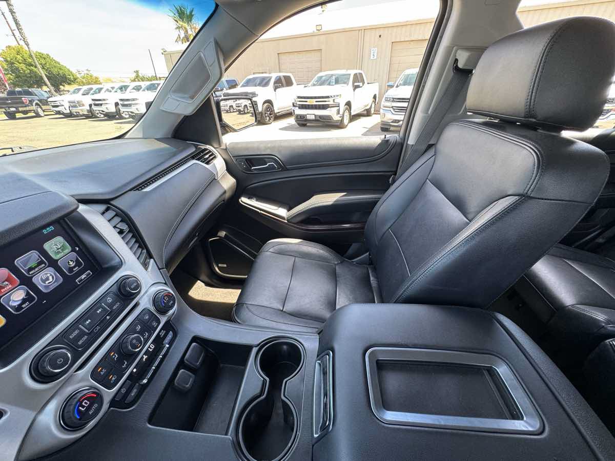 Used 2017 GMC Yukon SLE w/ SLE Value Package AWD/4WD image 35