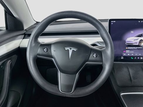 Used 2023 Tesla Model 3 Standard Range RWD image 17