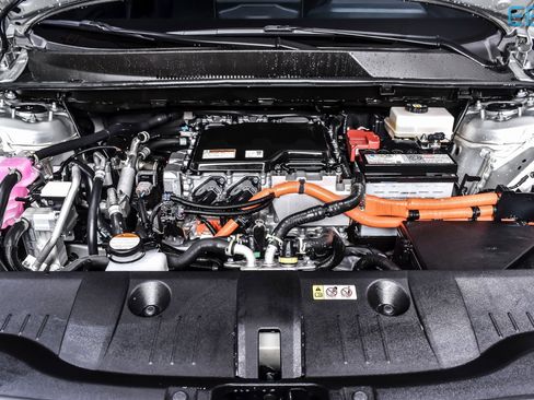 Used 2024 Toyota bZ4X XLE w/ Weather Package image 12