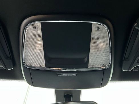 Used 2022 Dodge Charger SXT image 17