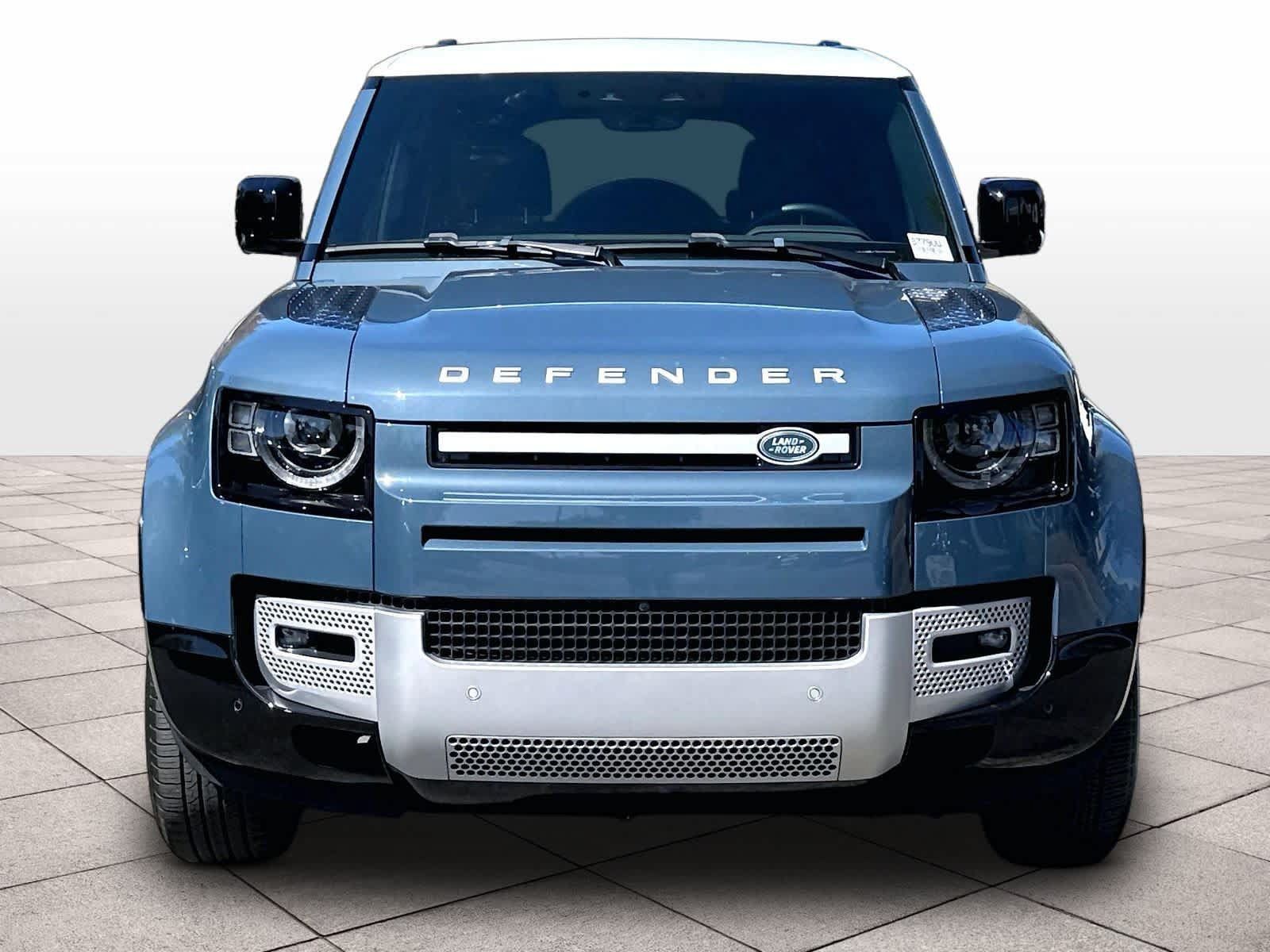 Used 2024 Land Rover Defender 110 S AWD/4WD image 3