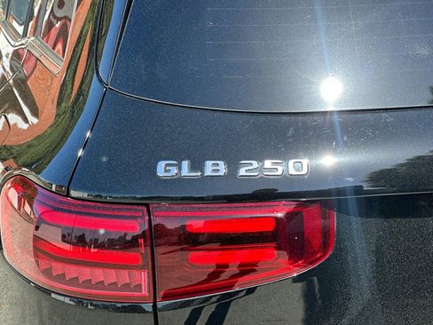 Certified 2026 Mercedes-Benz GLB 250 image 40