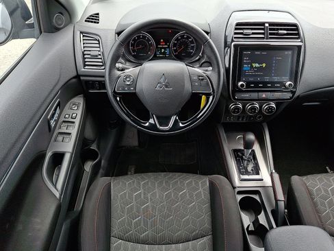 Used 2022 Mitsubishi Outlander Sport LE FWD image 10