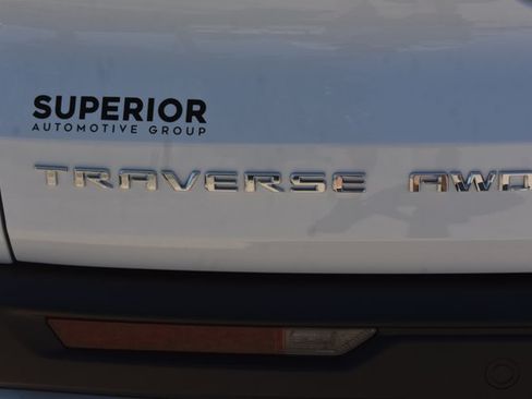 New 2026 Chevrolet Traverse LT w/ Driver Confidence Package AWD/4WD image 7