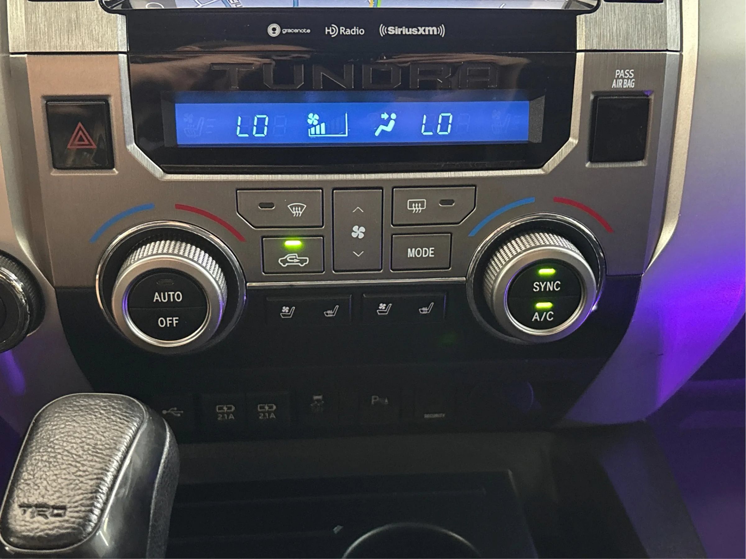 Used 2020 Toyota Tundra Platinum AWD/4WD image 36