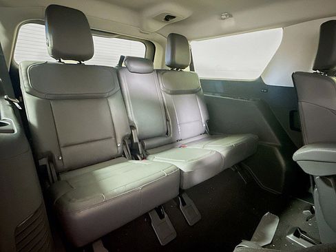 New 2026 Ford Expedition Max Active AWD/4WD image 28