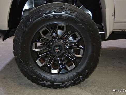 Used 2022 RAM 2500 Big Horn w/ Level C Equiment Group image 34