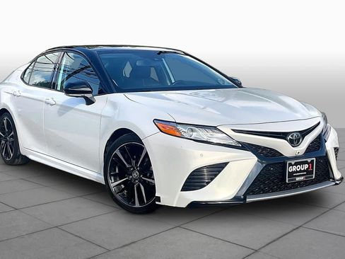 Used 2020 Toyota Camry XSE w/ Driver Assist Package FWD image 3