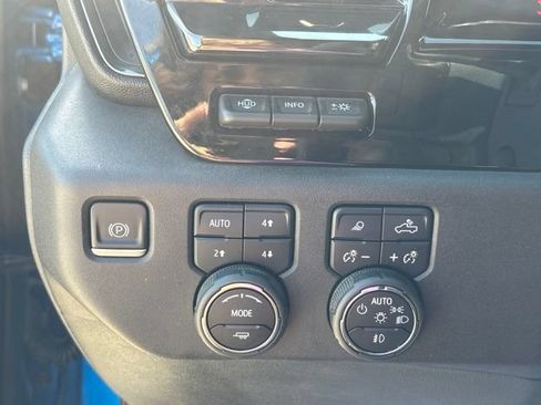 Used 2023 Chevrolet Silverado 1500 ZR2 w/ Technology Package AWD/4WD image 11