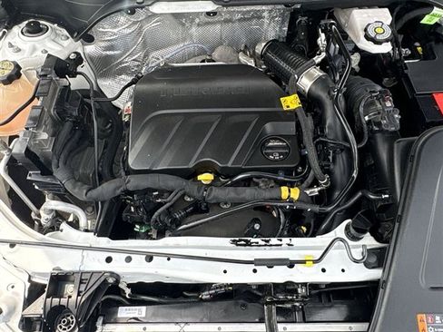Certified 2024 Buick Envista Sport Touring w/ Convenience I Package FWD image 28
