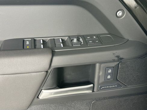 New 2026 Land Rover Defender 110 S image 19