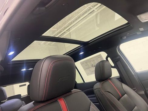 New 2026 Chevrolet Traverse RS AWD/4WD image 24