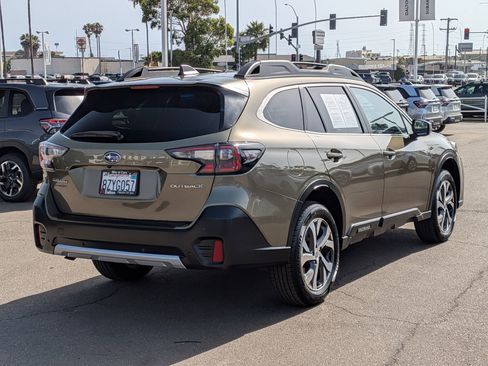 Certified 2022 Subaru Outback Limited AWD/4WD image 4