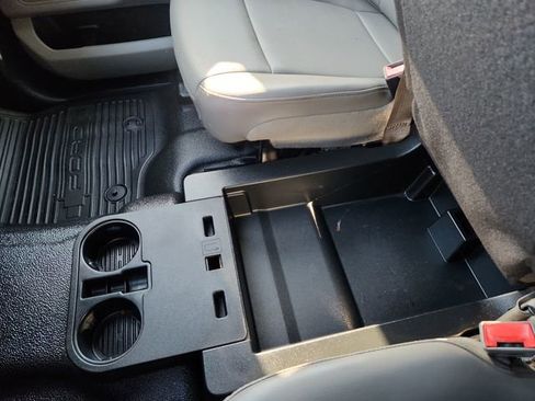 Used 2019 Ford F250 XL w/ Power Equipment Group image 44