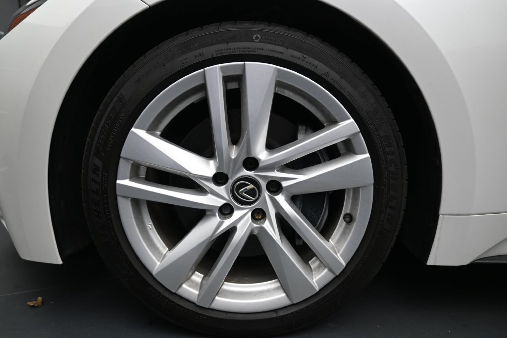 Used 2024 Lexus IS 300 w/ Comfort Package RWD image 12