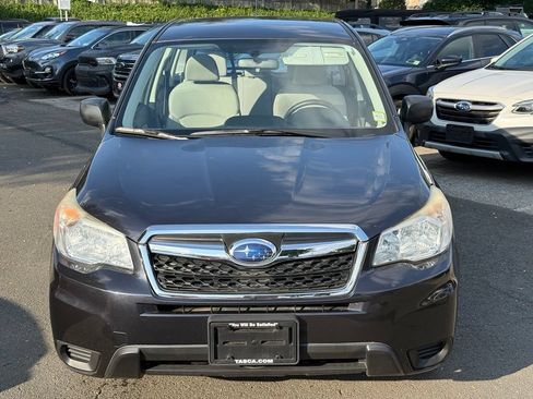 Used 2014 Subaru Forester 2.5i AWD/4WD image 2